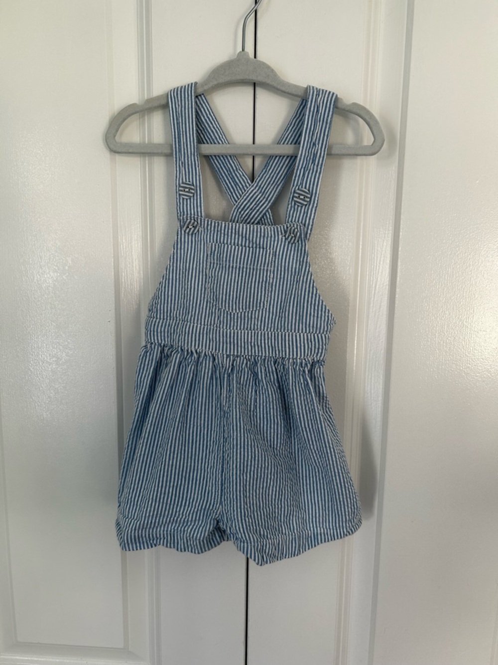 Jojo Maman Bebe baby 12-18 month seersucker bubble romper overalls blue white
